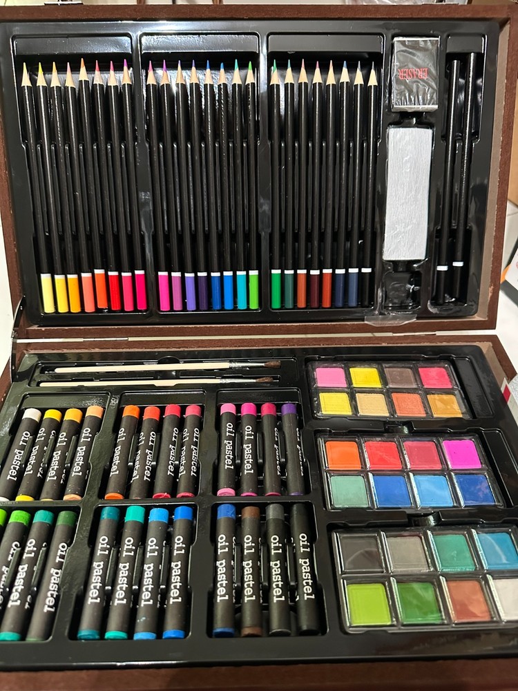 156 pcs art set from Hapikalor