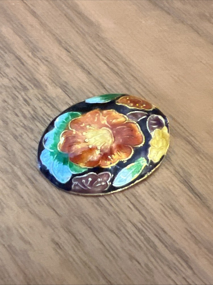 Large Button Vintage Cold Plastic Enamel Finish Floral