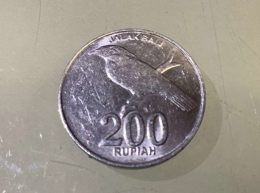 Indonesia 200 Rupiah 2003 Circulated