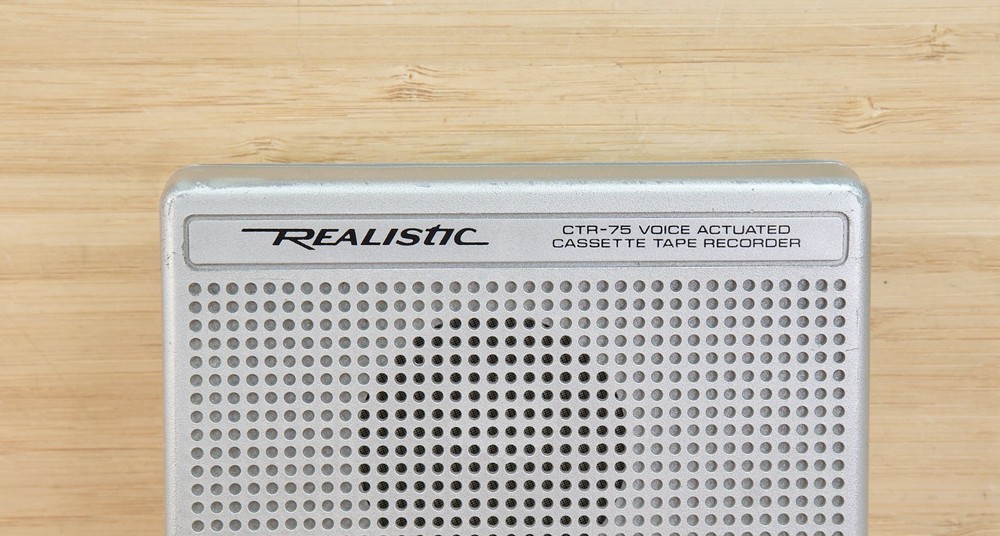 Realistic CTR-75 Model 14-800 Silver Voice Actuated Cassette Recorder