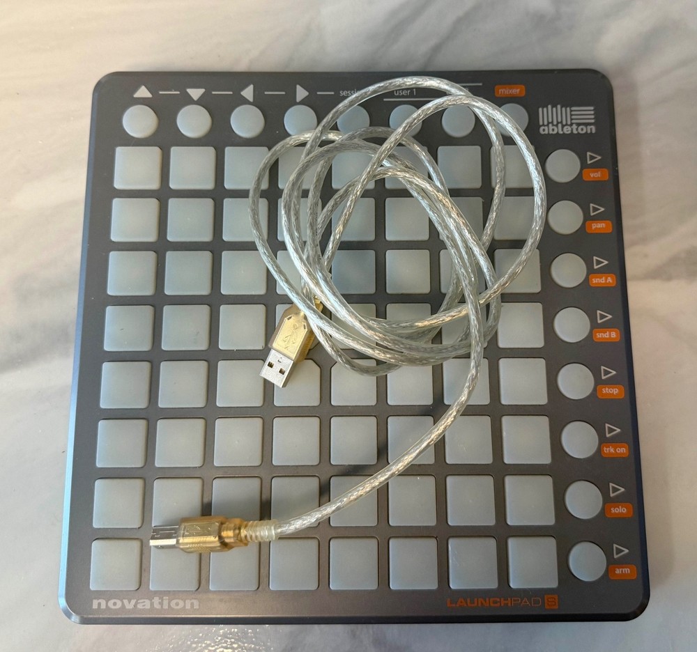Novation Launchpad S USB MIDI Controller - 64-Pad Grid for Ableton Live - Tested