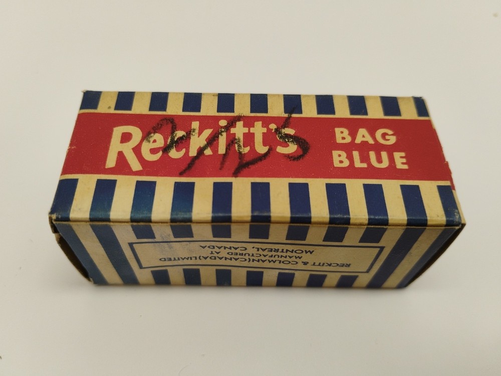 Vintage Reckitt's Blue Box with 2 Bags