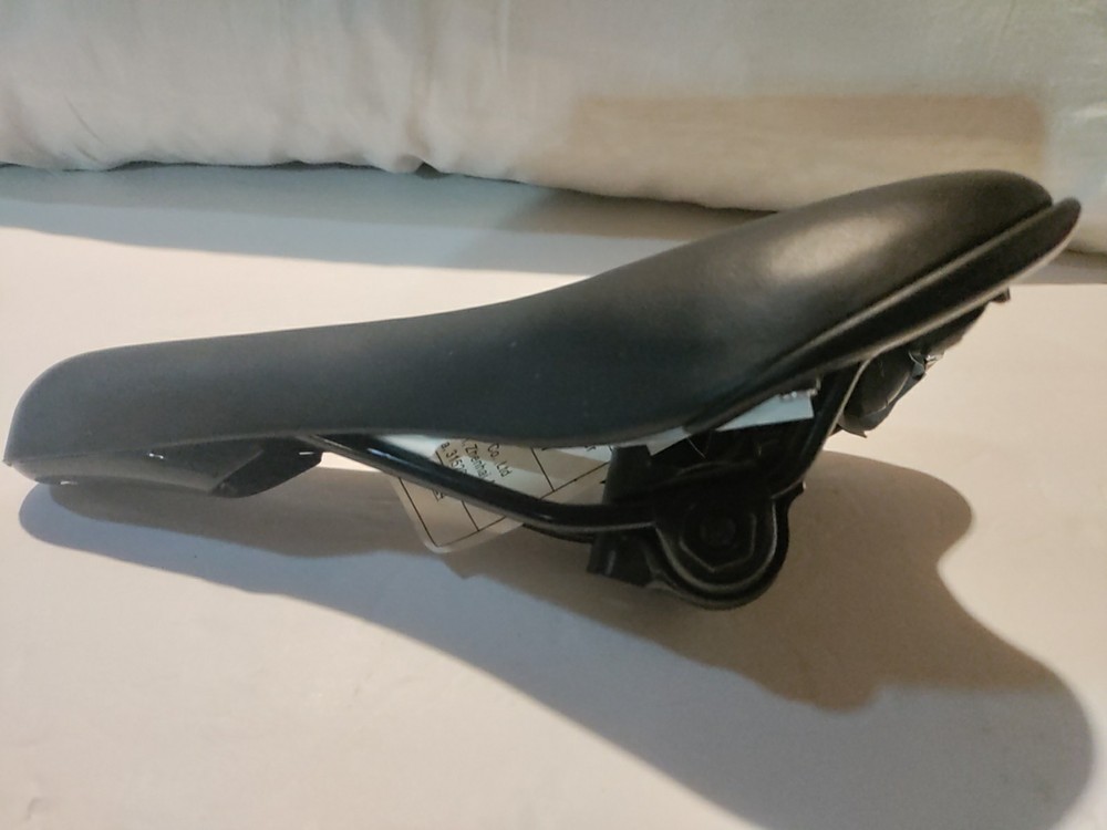 DADI 27-1 Bicycle Seat/Saddle Black Racing Performance