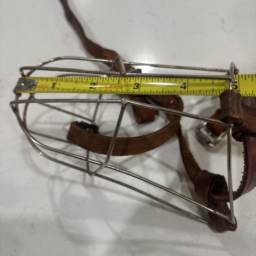 Dog Muzzle Adjustable Metal Wire Basket Leather Straps Small?