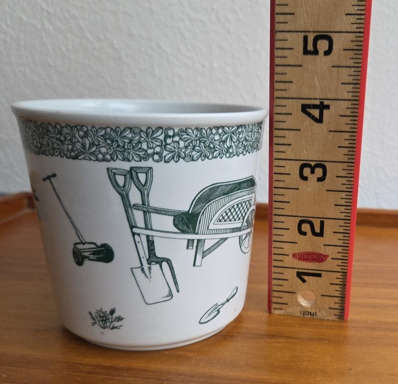 Spode Gardening Pattern Flower Pot Planter