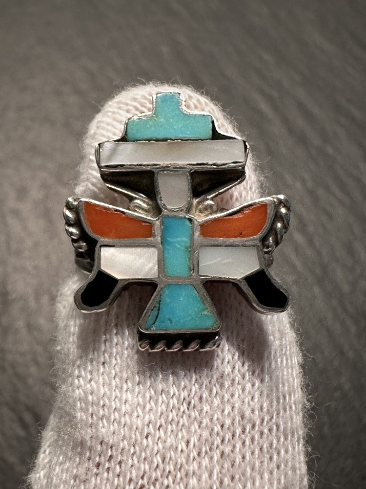 VINTAGE SILVER? & STONE ACCENTED ZUNI DANCER RING SIGNED ER SIZE 3.5 H599