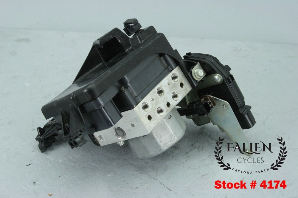 2018 Honda Goldwing Gl1800A ABS Pump Module Controller Unit + Mount VIDEO #4174