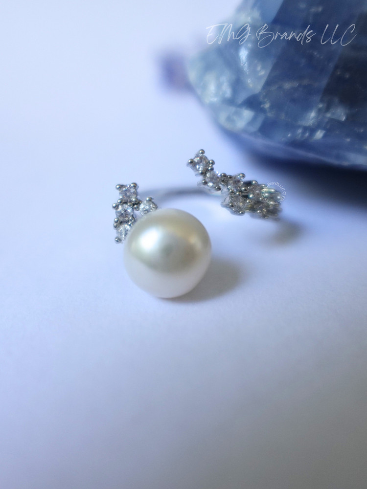 CZ Bypass White Freshwater Pearl Ring