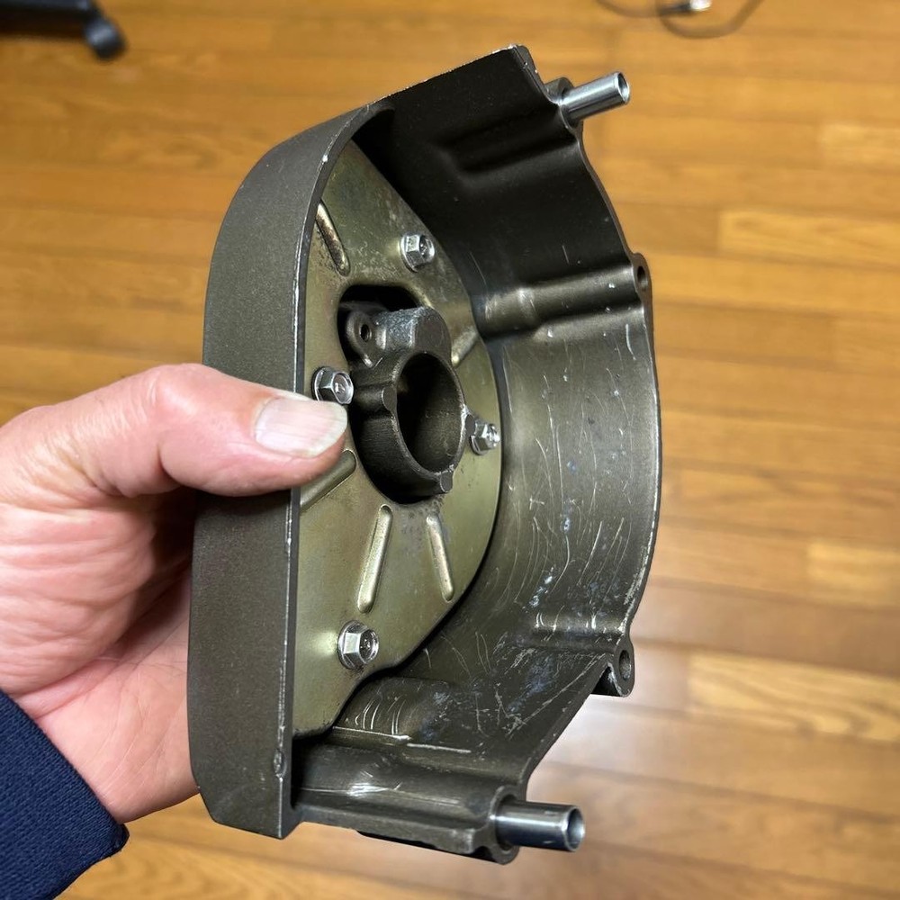 ZX9R Sprocket Cover 1012
