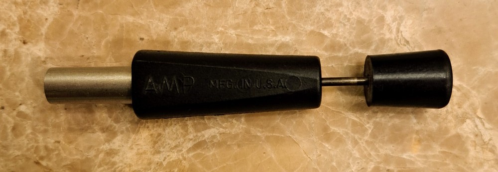 AMP 305141-1 Extraction Tool