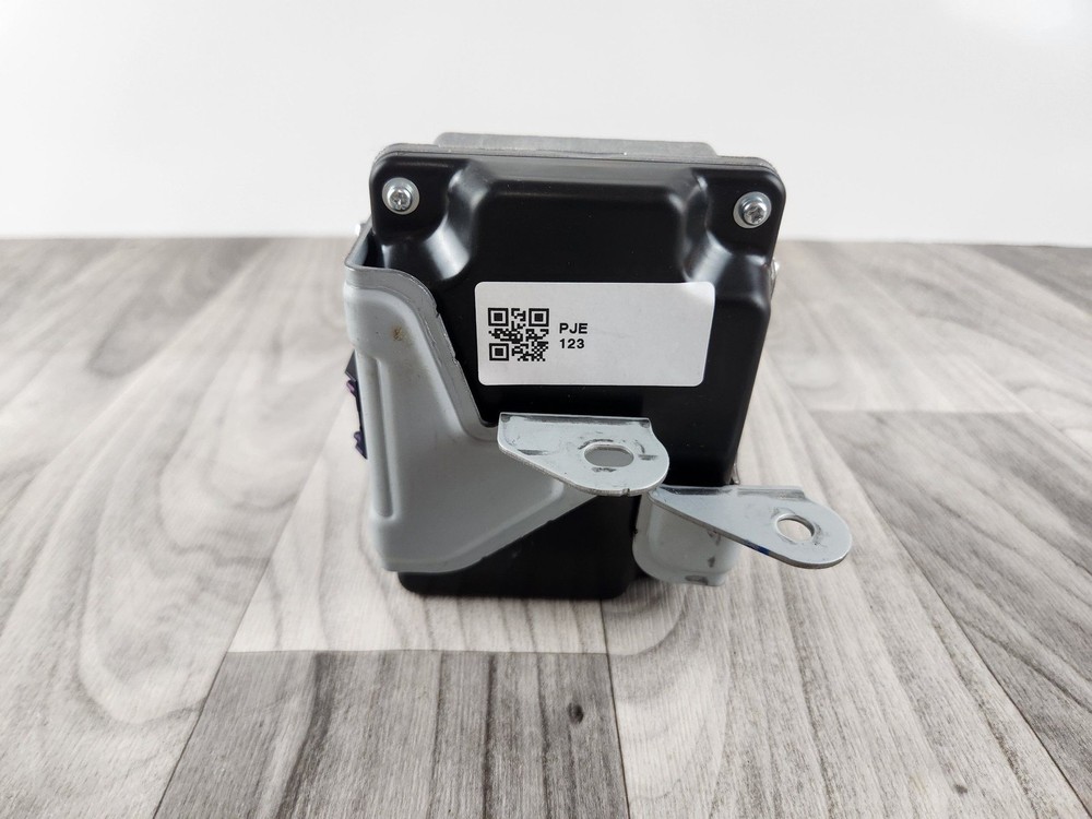 JEEP COMPASS 2017-2024 POWER INVERTER MODULE 68202292AA OEM