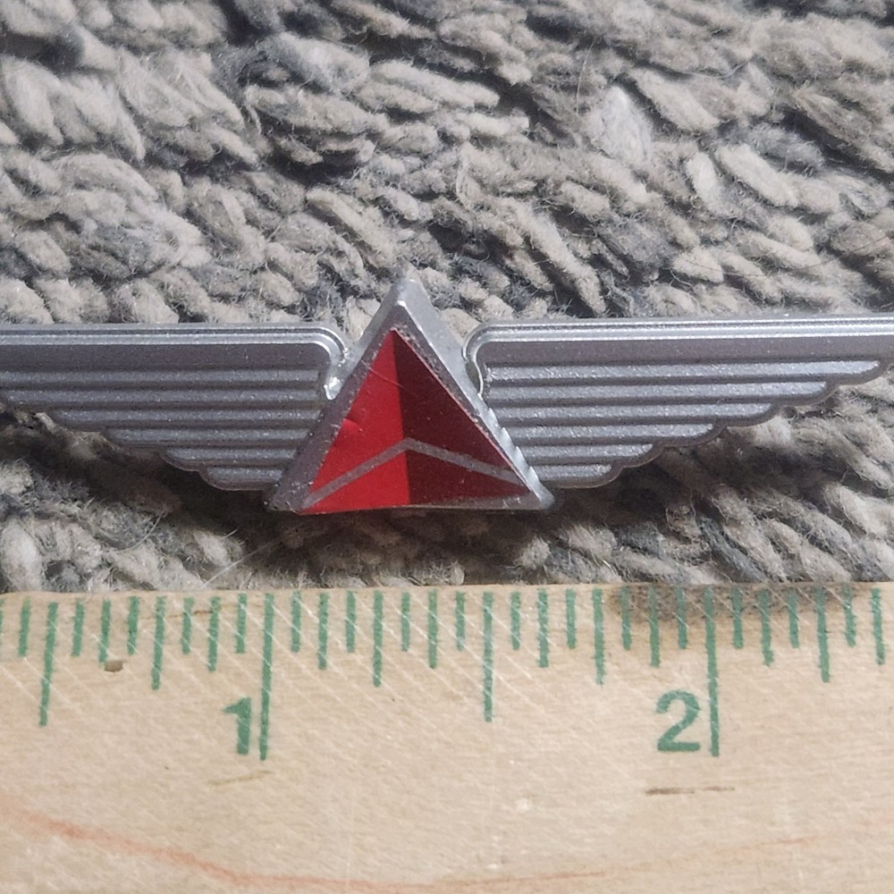Vintage Delta Airline Plastic Wing Pin Junior Pilot