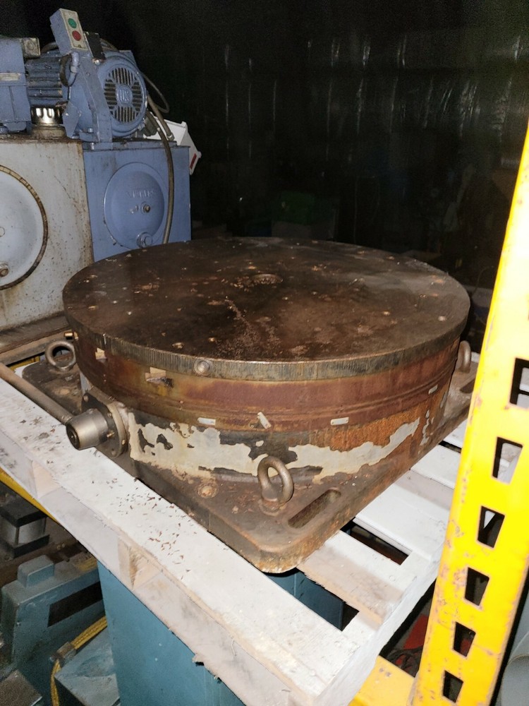 32" T-slot Manually Powered Locking Rotary table 10" tall