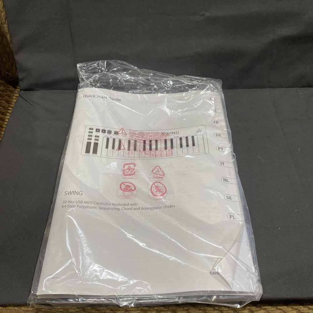 Behringer SWING 32-Key USB MIDI Controller Keyboard with 64-Step Sequencer