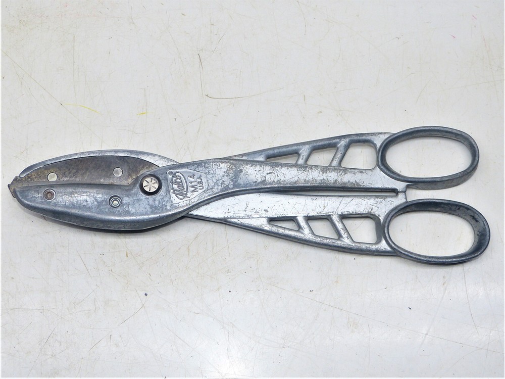 Malco M14, 14" Aluminum Frame Tin Snips INV15816