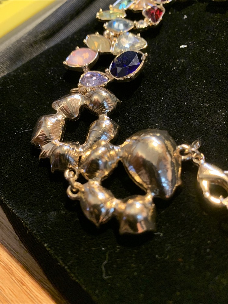 stone designer  necklace lmn design unused condition 
