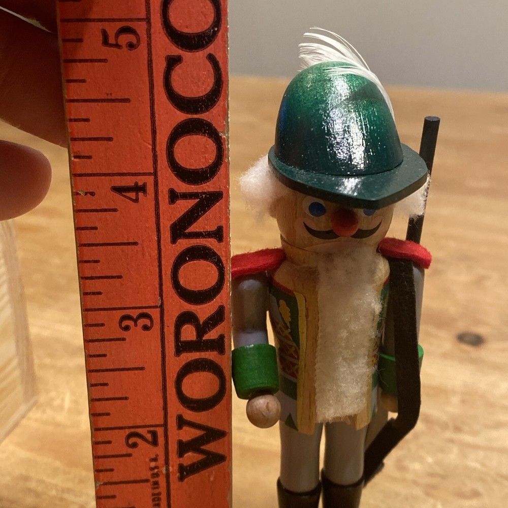 Steinbach Nutcracker MINI 5 Inch Hunter With Rifle & Box Germany EUC