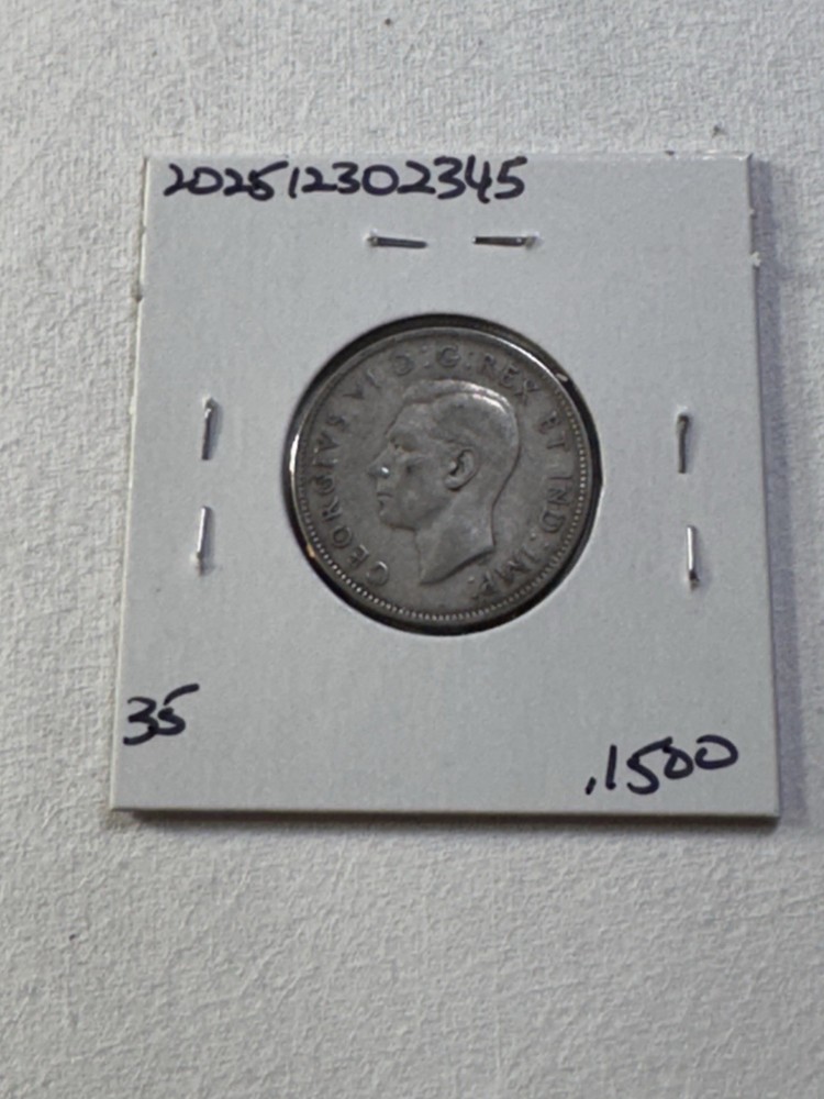 1945 Canada 25 Cents Silver Coin