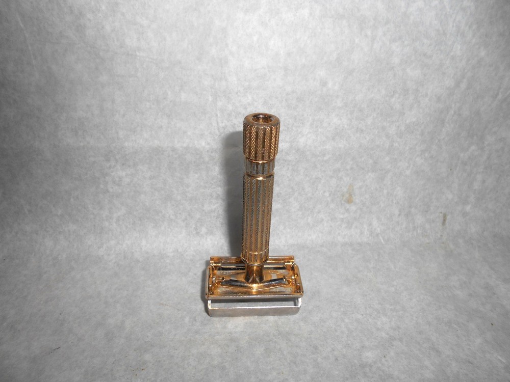 Gillette 1948 Aristocrat Safety Razor TTO