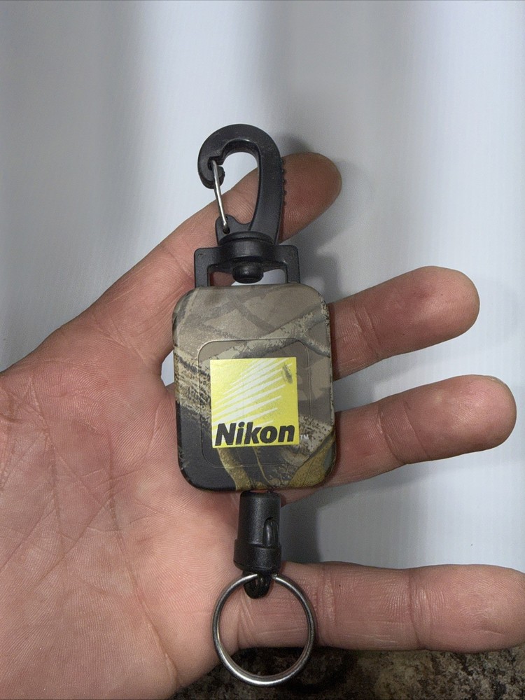 Nikon Retractable Rangefinder Tether