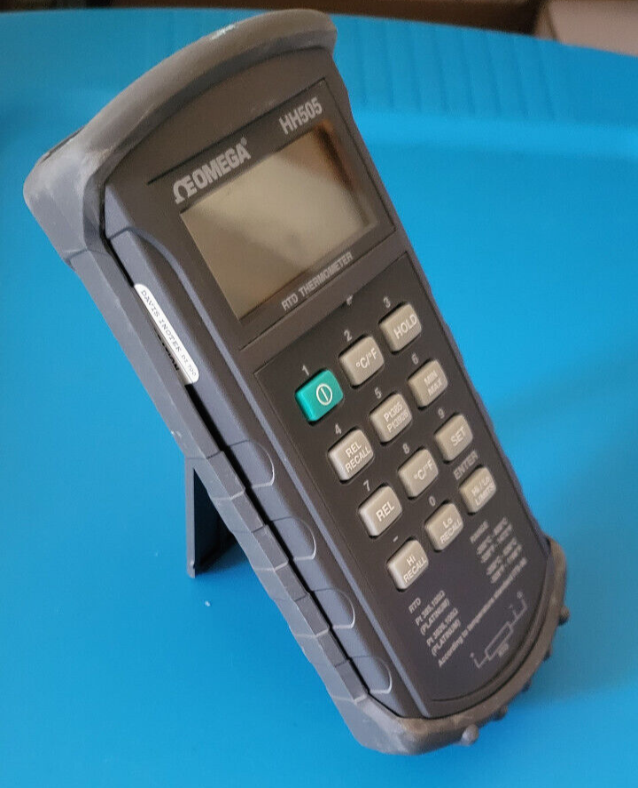 Omega HH505 RTD Thermometer Hand Held Powers On Untested No Probes