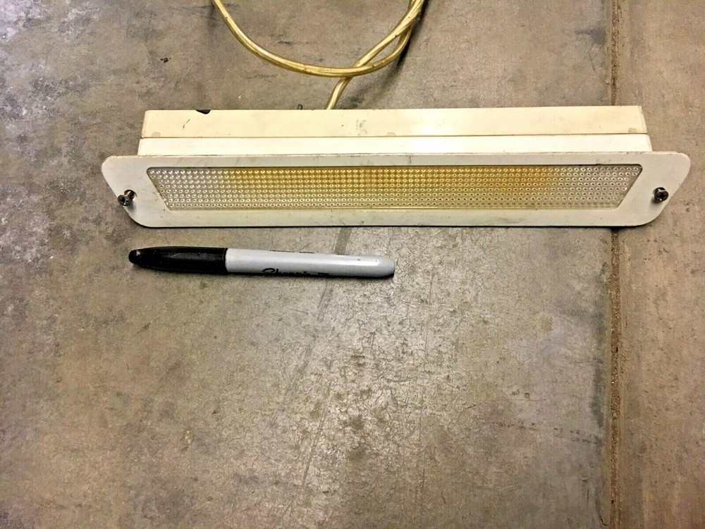 BR9172 LIGHT BRUCE INDUSTRIES AS REMOVED -NOT TESTED WINDOW LIGHT