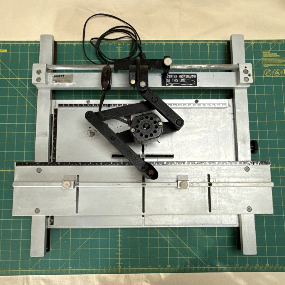 Scott SM-300 pantograph engraving machine