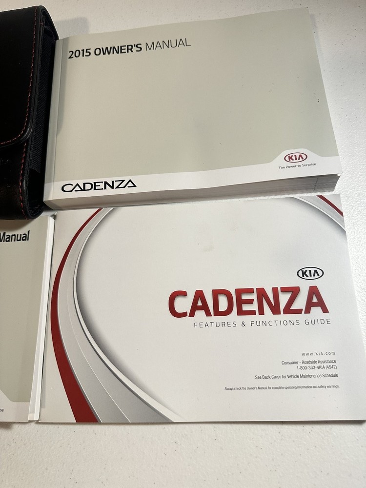 2015 Kia Cadenza Owner's Manual Set