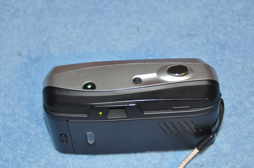 Polaroid 470 AF Auto Focus 35mm Camera With Flash Tested And Working