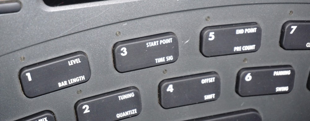 Zoom ST-224 SampleTrak Drum / Groove Machine & Sampler