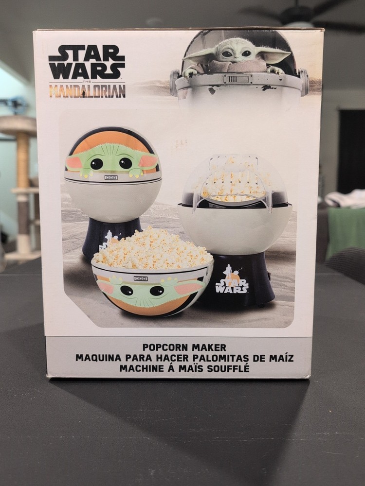 Star Wars "The Mandalorian" Popcorn Maker