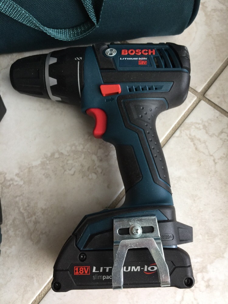 Bosch CLPK232-181 18V 2-Tool Combo Kit Drill & Impact Driver