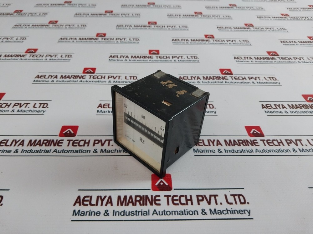 57-63 Hz Frequency meter 100V