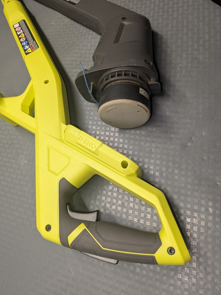 Ryobi 18V 10" Battery String Trimmer/Edger PCLST01 -2025 Build - Missing Guard