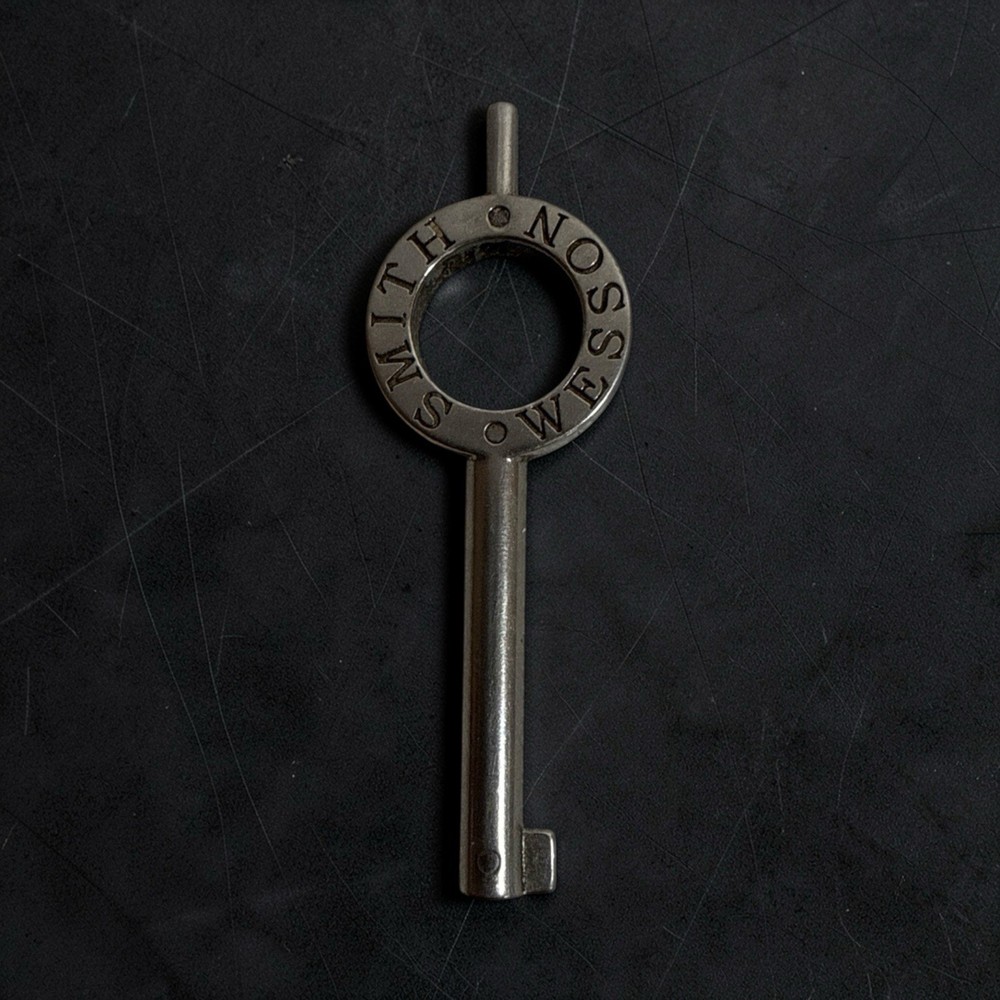 Authentic Smith & Wesson 31136 Standard Handcuff Key