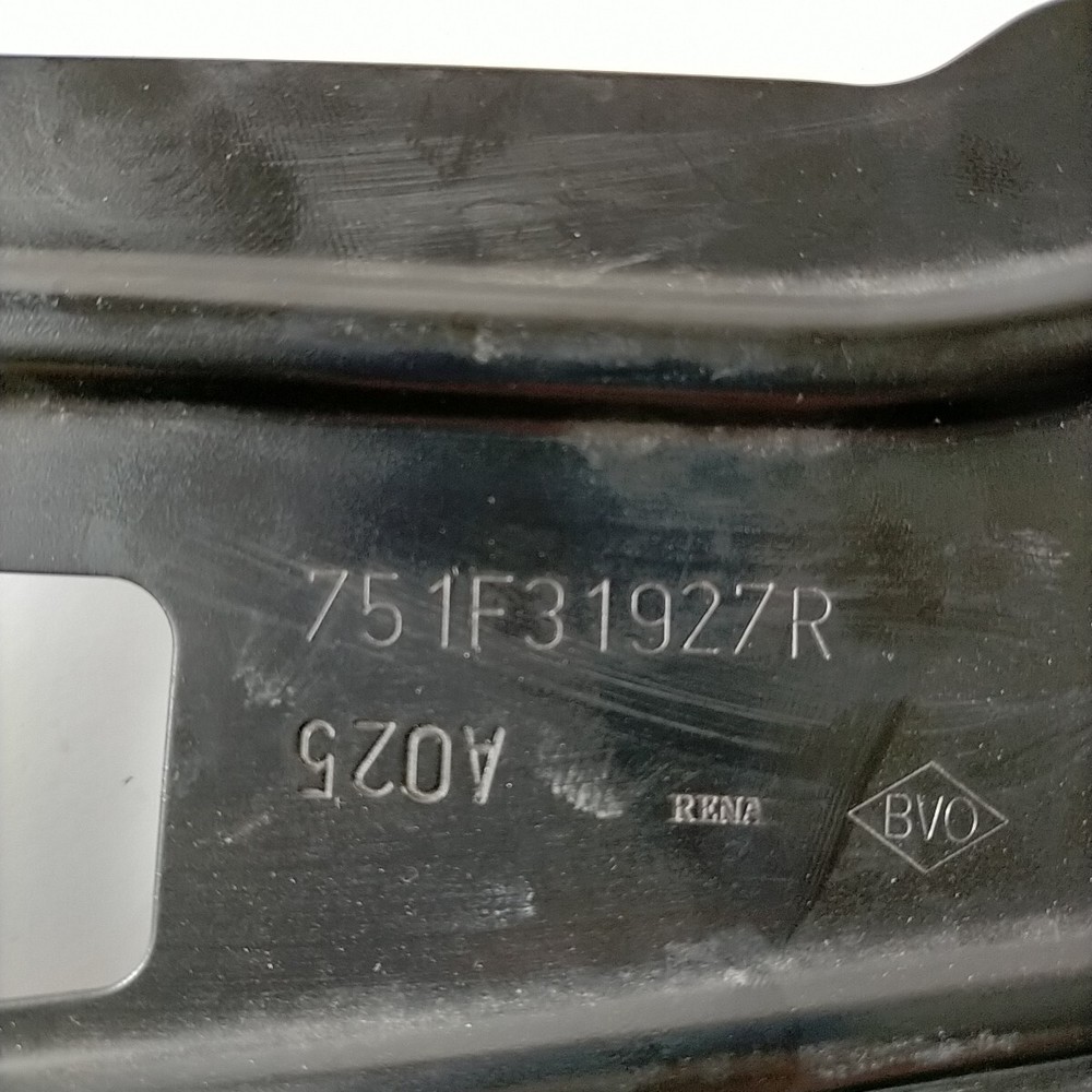 2013-2019 RENAULT ZOE SUBFRAME LEFT SIDE SUPPORT BRACKET 751F31927R , Genuine,A1