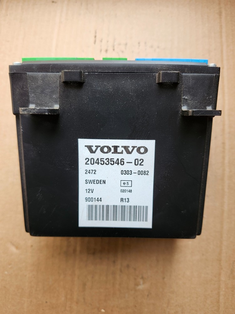 21083375-P08 VOLVO VNL  CHASSIS CONTROL MODULE OEM