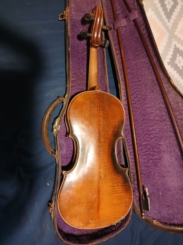 antonius stradivarius faciebat anno 17