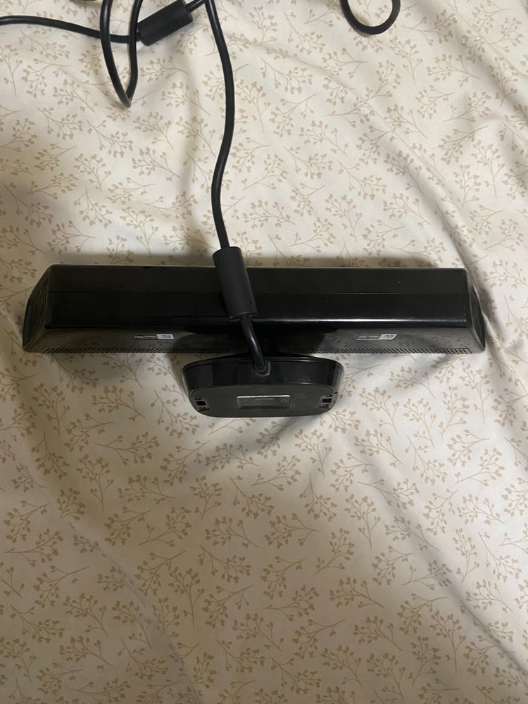 Microsoft 1414 Xbox 360 Kinect Sensor Bar Only Black