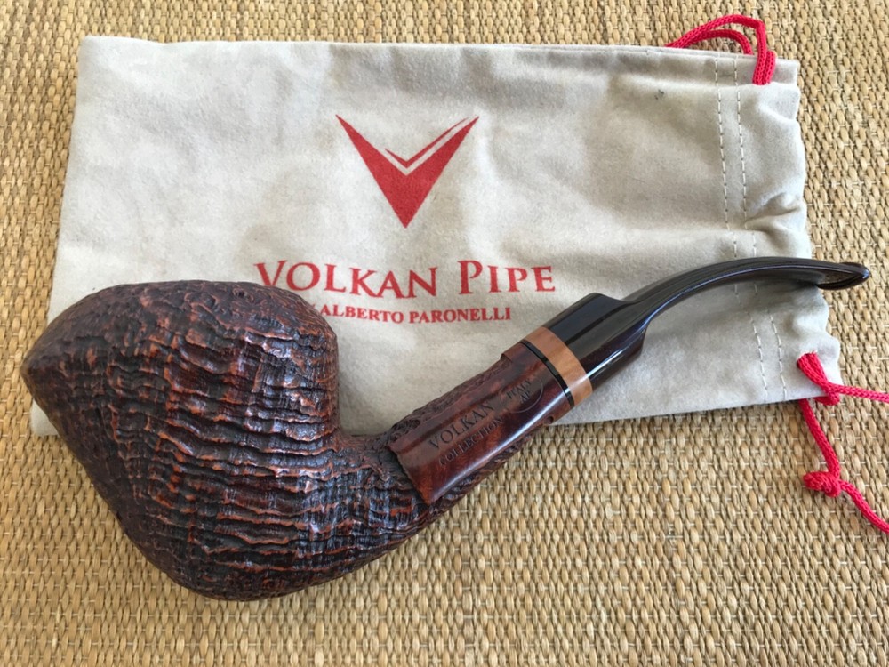 GIANT! VOLKAN COLLECTION, DEEP BLASTED FREEHAND PIPE, PFEIFE.