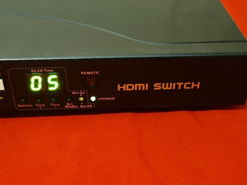 CKL 8.1 HDMI KVM SWITCH 8 PORT WITH WITH ADAPTER.