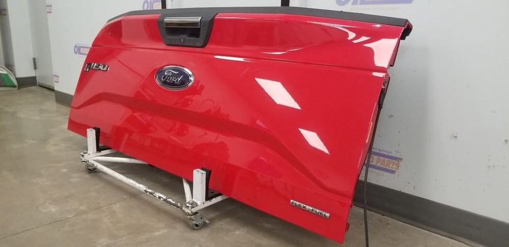16 FORD F150 XLT TAIL GATE RED WITH REAR VIEW CAMERA