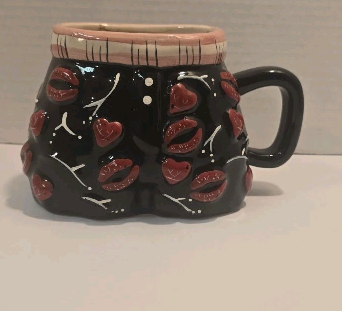 Glazed Lips Boxer Planter Ceramic Decor