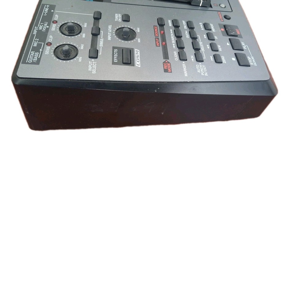 “Boss BR-8 Digital Recording Studio – tested – Missing Knobs