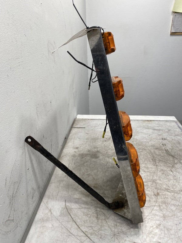 2000 Peterbilt 379 Cab Exterior Trim Panel (785-11087)