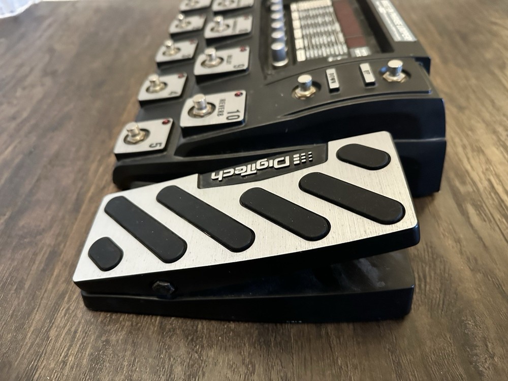 DigiTech RP1000 Multi-Effects Switching System Pedal Guitar Processor Looper