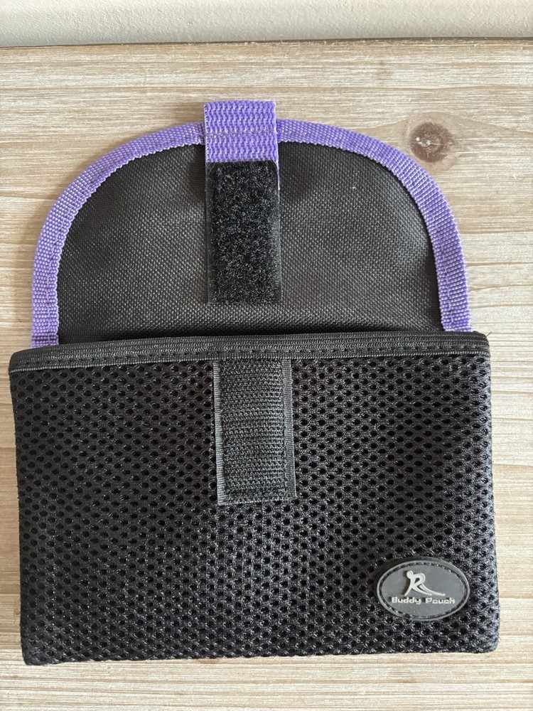 Buddy Pouch Black Wallet