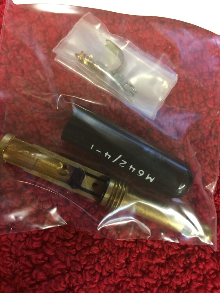 440    SWITCHCRAFT 	M642/3-1   LITTLE PHONE PLUG