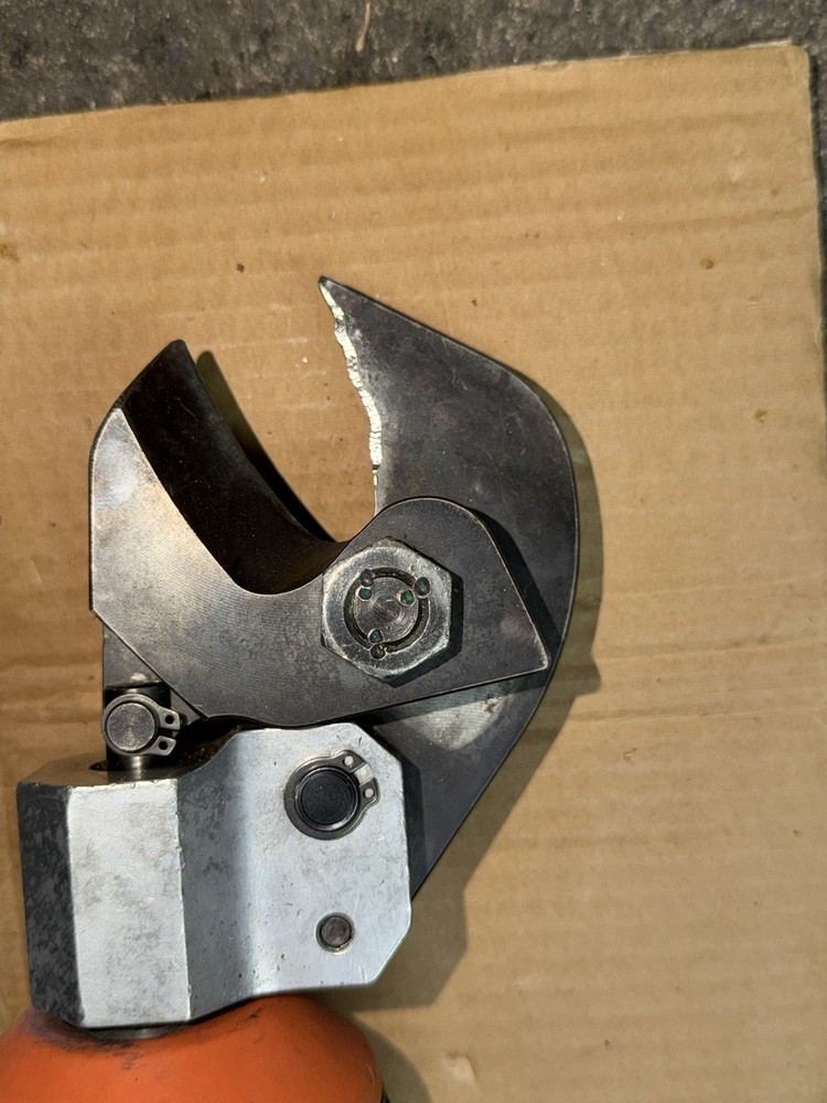 Greenlee Gator ES20X Cable Cutter 18V Tools Only