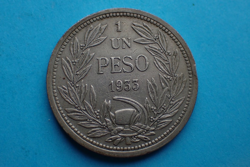 Chile, Un Peso 1933, see images.